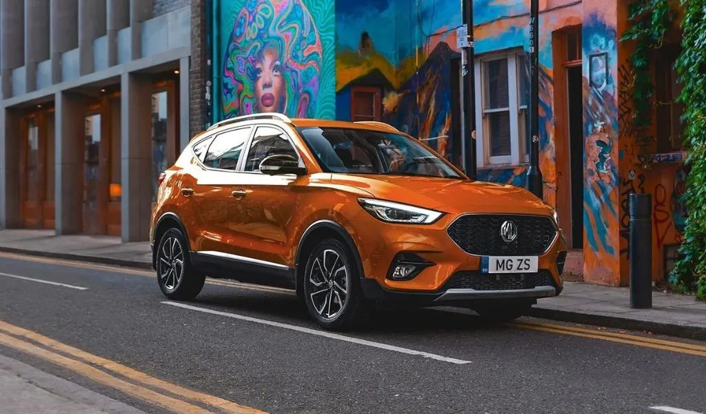 MG ZS Classic: il SUV compatto perfetto per la famiglia!